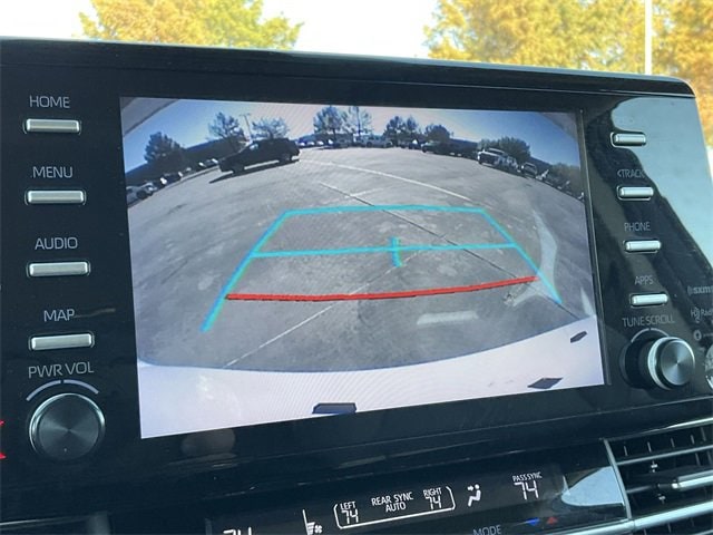 Thumbnail: 2023 Toyota Sienna - 22