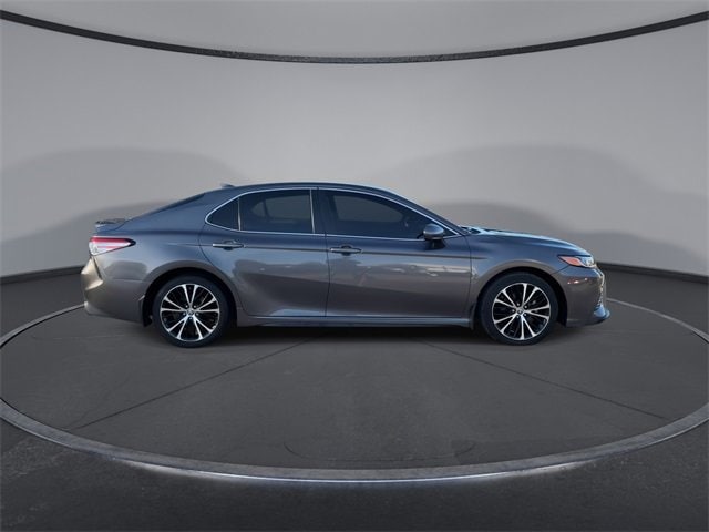 Thumbnail: 2020 Toyota Camry - 9