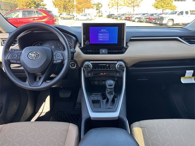 Thumbnail: 2025 Toyota RAV4 - 18