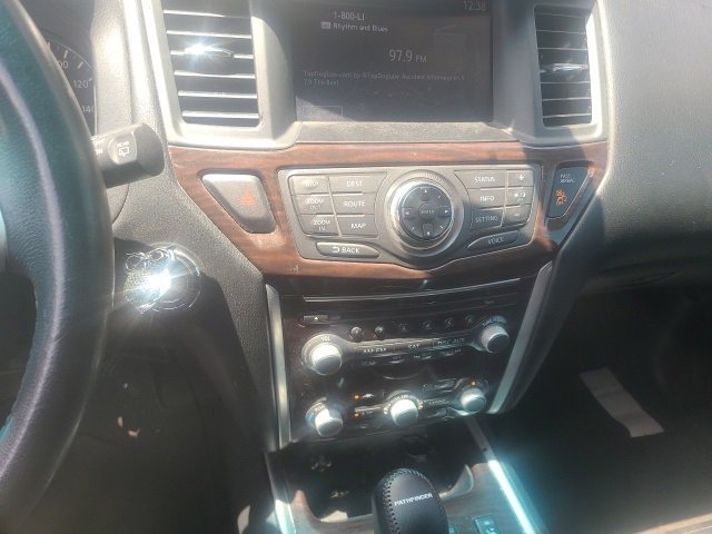 Thumbnail: 2014 Nissan Pathfinder - 2