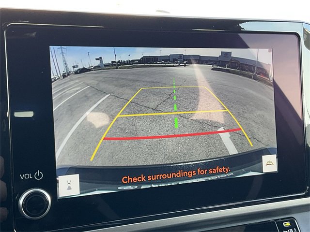 Thumbnail: 2025 Toyota Camry - 21