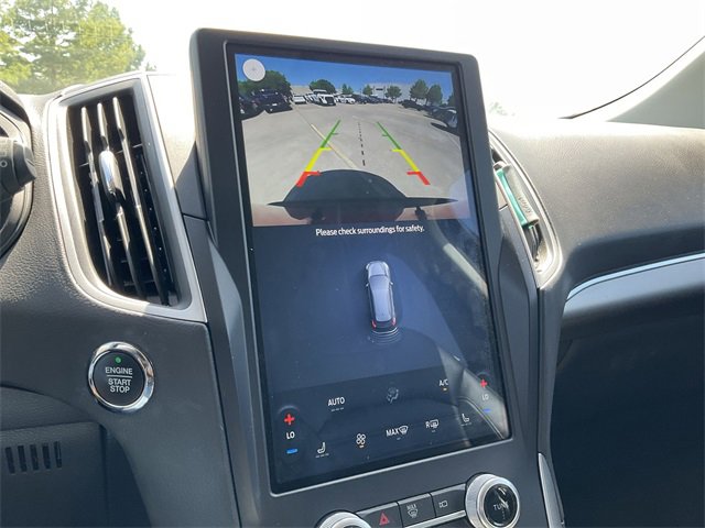 Thumbnail: 2022 Ford Edge - 21