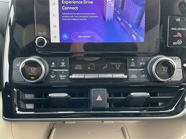 Thumbnail: 2023 Toyota Highlander - 23