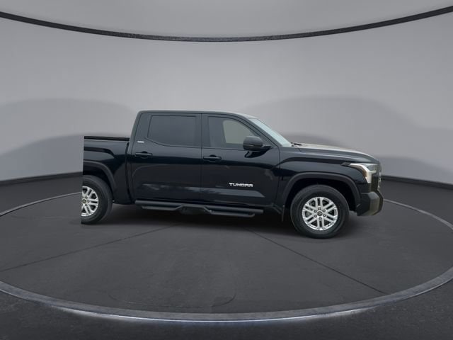 Thumbnail: 2024 Toyota Tundra - 9