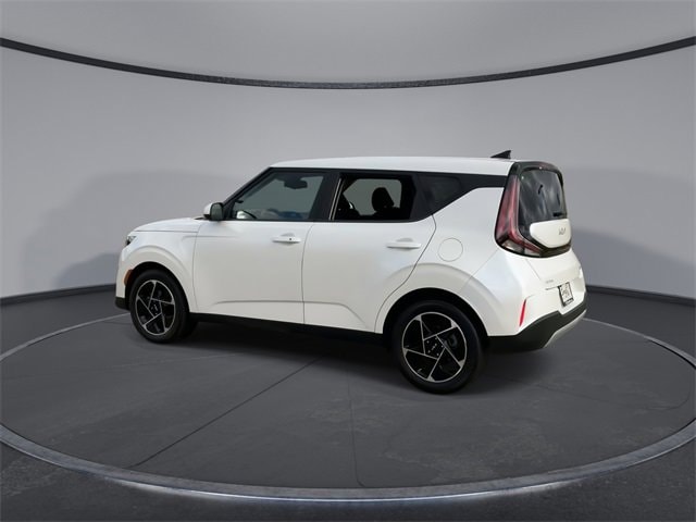 Thumbnail: 2023 Kia Soul - 6