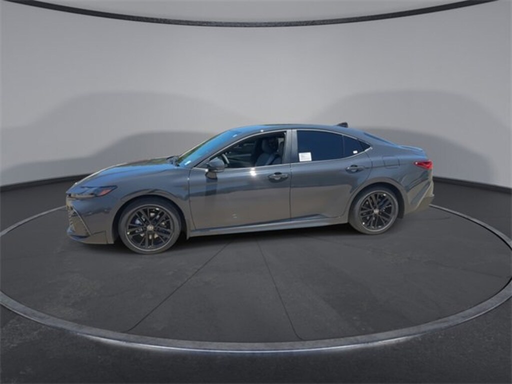 Used 2025 Toyota Camry SE Sedan