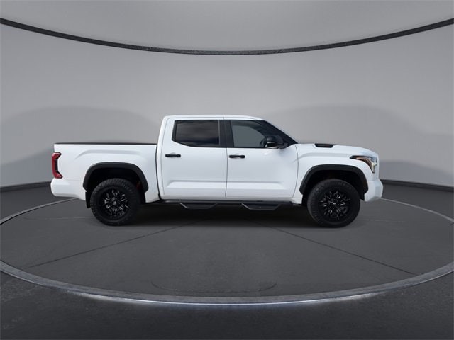 Thumbnail: 2024 Toyota Tundra - 9