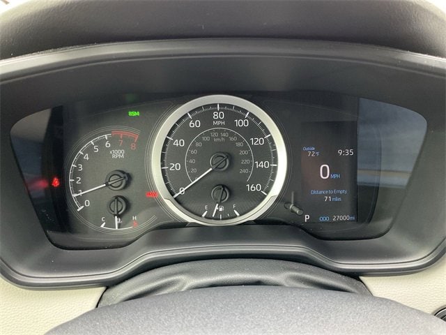 2020 Toyota Corolla LE 25