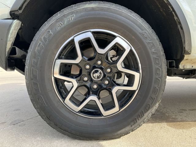 Thumbnail: 2022 Ford Bronco - 11