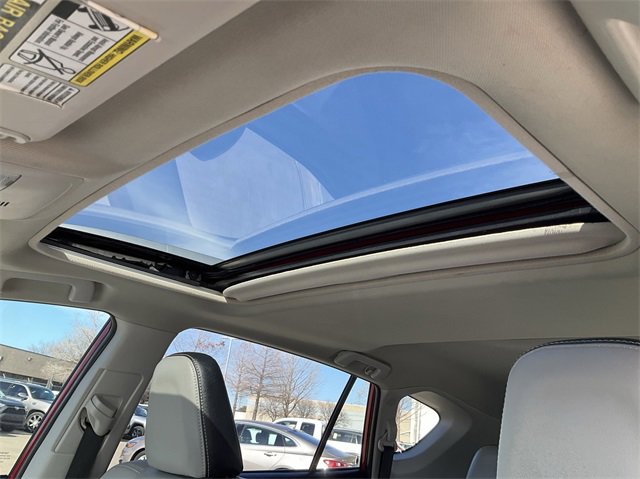 Thumbnail: 2016 Toyota RAV4 - 14