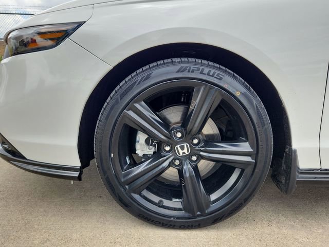 Thumbnail: 2023 Honda Accord - 13