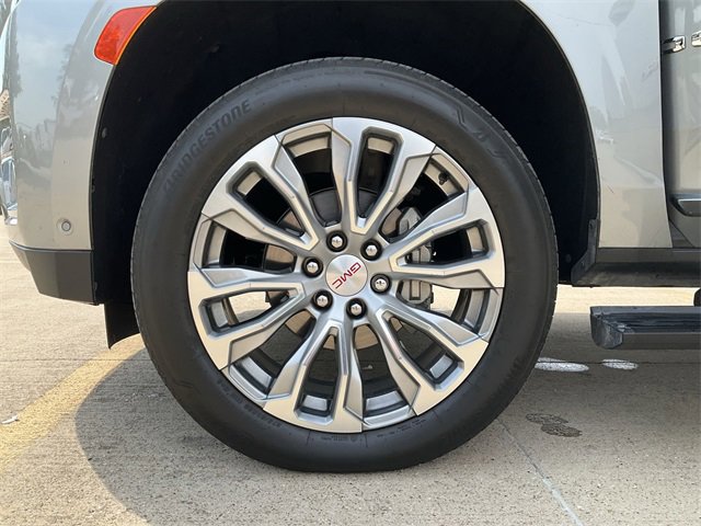 Thumbnail: 2024 GMC Yukon XL - 11