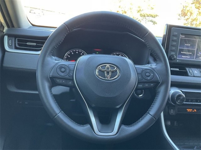 Thumbnail: 2022 Toyota RAV4 - 20