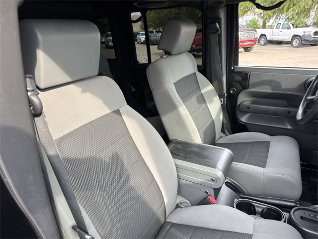 Thumbnail: 2010 Jeep Wrangler - 16