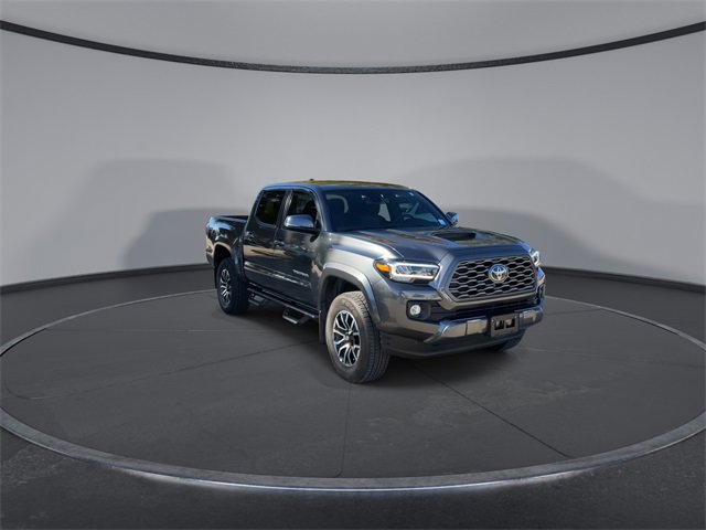 2023 Toyota Tacoma TRD V6 photo 2