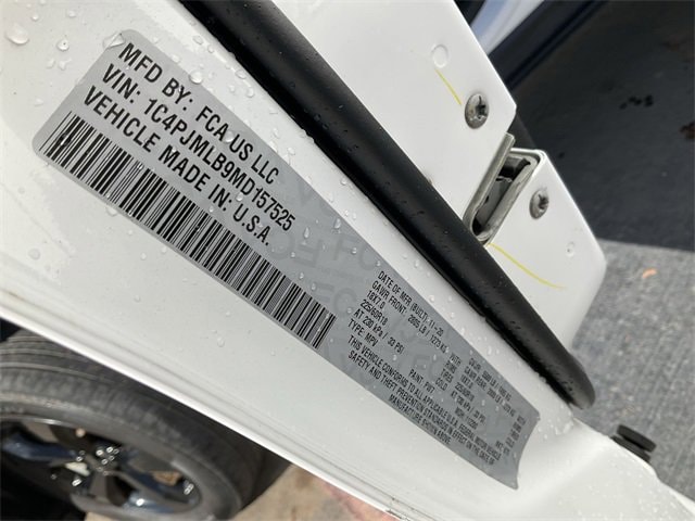 Thumbnail: 2021 Jeep Cherokee - 27