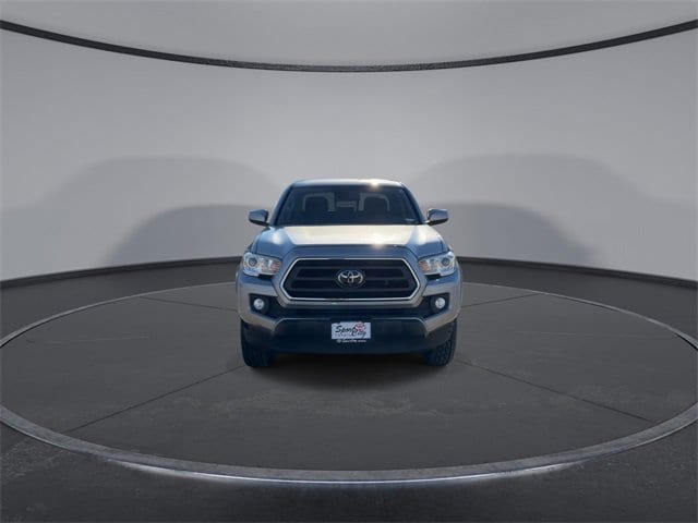 Thumbnail: 2021 Toyota Tacoma - 3