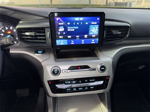 Thumbnail: 2022 Ford Explorer - 19