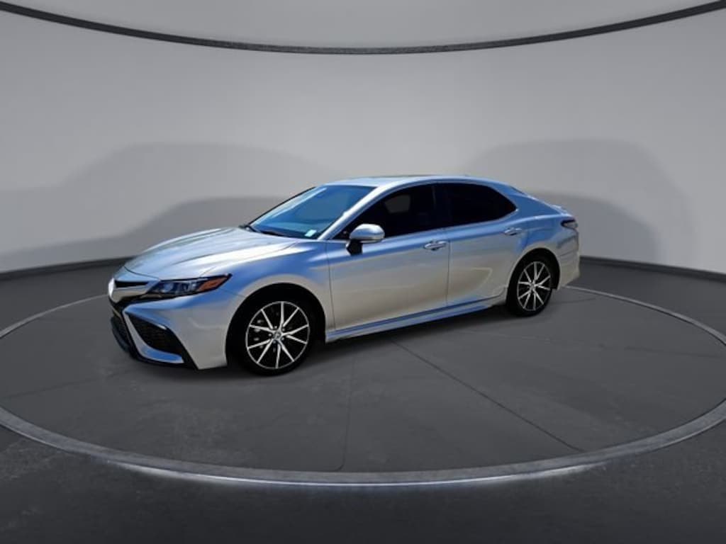 Used 2024 Toyota Camry SE Sedan