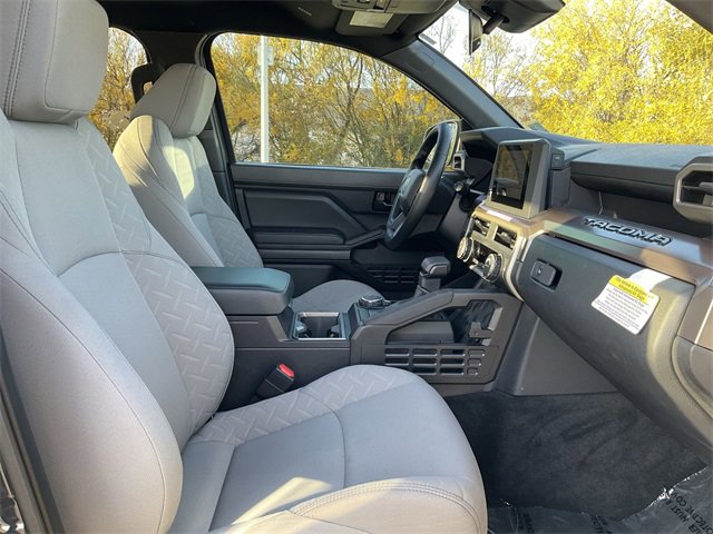 Thumbnail: 2025 Toyota Tacoma - 18