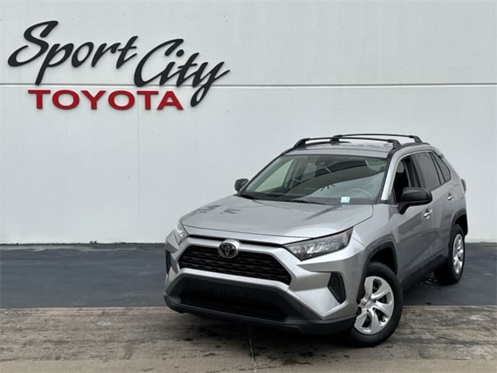 Used 2019 Toyota RAV4 LE SUV