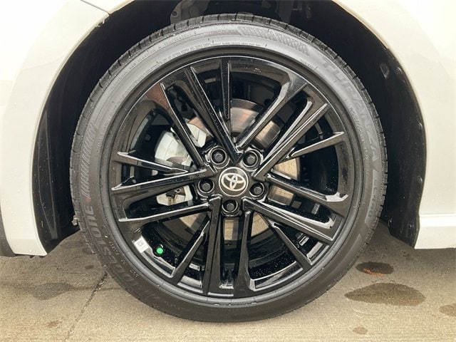 Thumbnail: 2025 Toyota Camry - 12