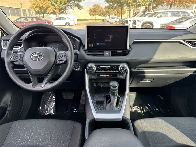 Thumbnail: 2025 Toyota RAV4 - 18