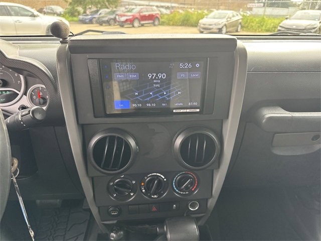 Thumbnail: 2010 Jeep Wrangler - 19