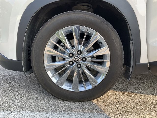 Thumbnail: 2024 Toyota Grand Highlander - 12