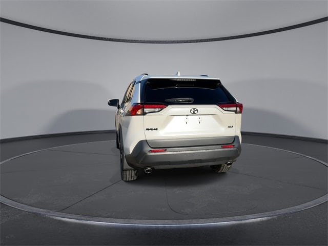 Thumbnail: 2022 Toyota RAV4 - 7