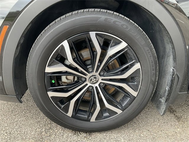 Thumbnail: 2024 Toyota Crown - 11