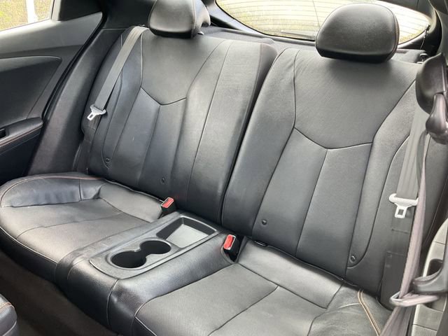 Thumbnail: 2017 Hyundai Veloster - 15