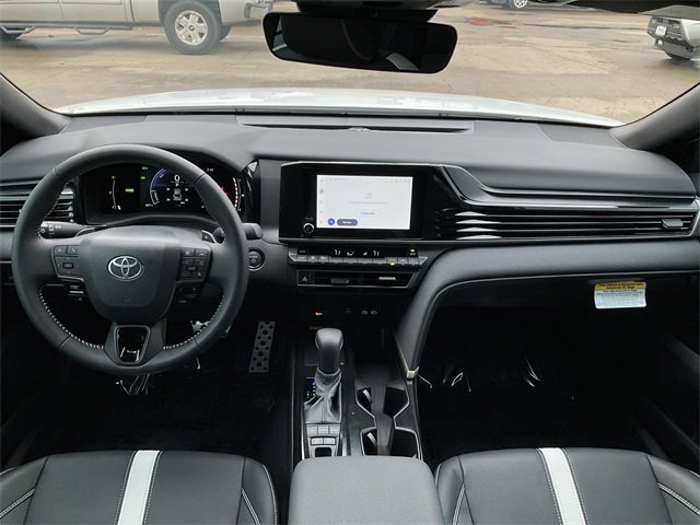 Thumbnail: 2025 Toyota Camry - 18