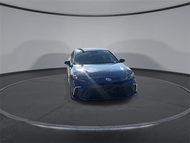 2025 Toyota Camry SE 3