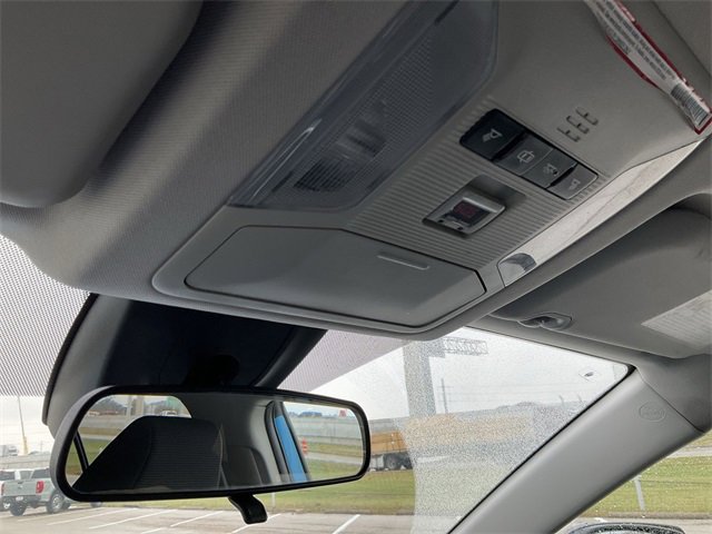 Thumbnail: 2019 Toyota RAV4 - 24