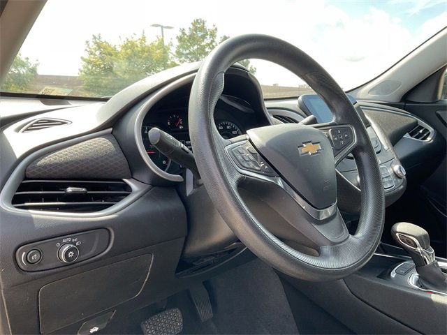 Thumbnail: 2024 Chevrolet Malibu - 10