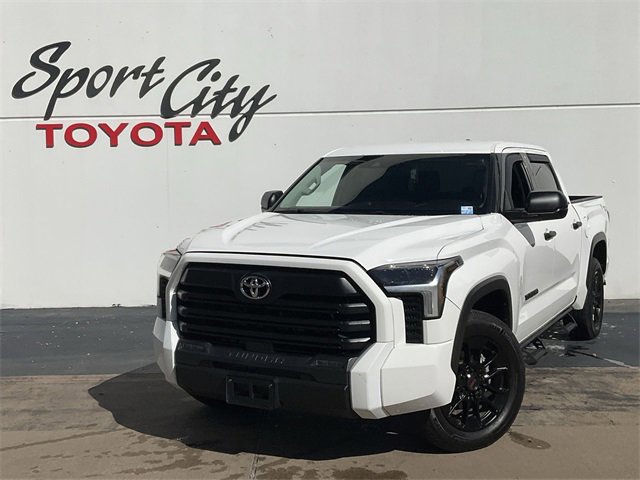 Thumbnail: 2022 Toyota Tundra - 1