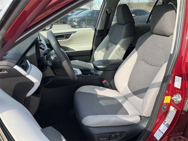 Thumbnail: 2021 Toyota RAV4 - 12