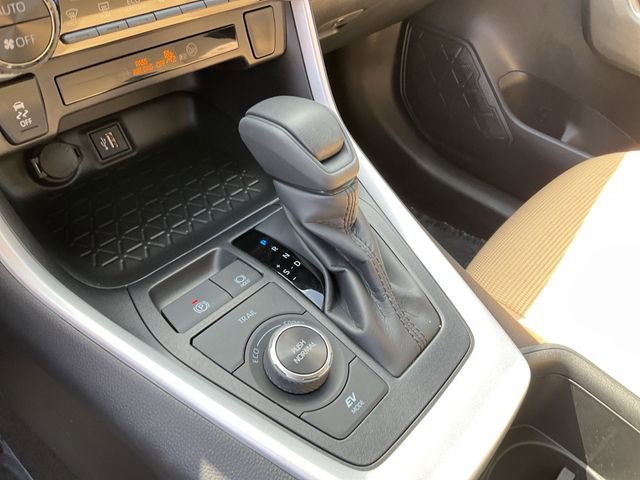 Thumbnail: 2025 Toyota RAV4 - 25