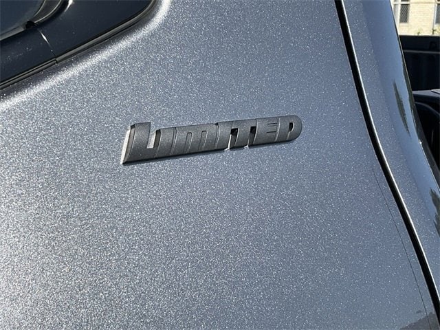 Thumbnail: 2025 Toyota Tundra - 11