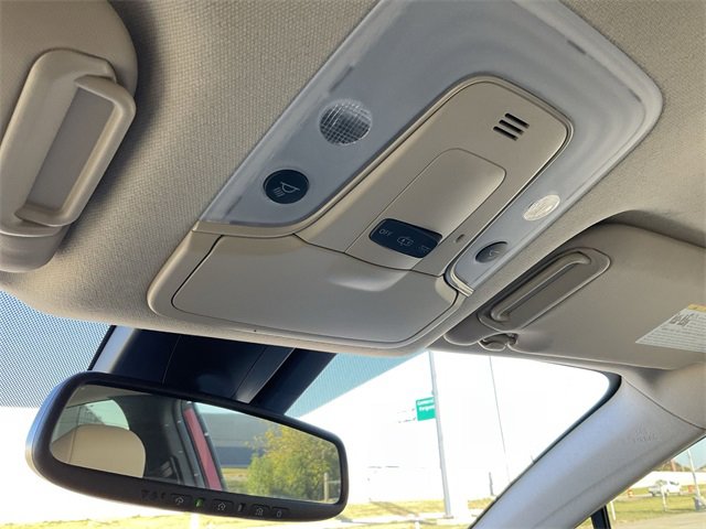 Thumbnail: 2019 Toyota Prius - 24