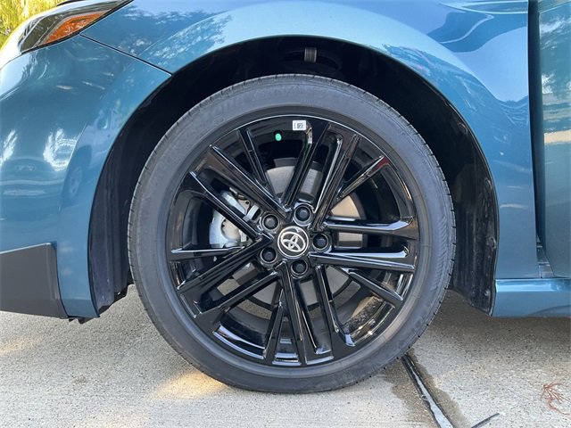 Thumbnail: 2025 Toyota Camry - 12