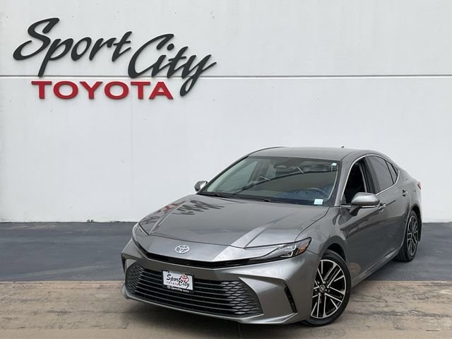Thumbnail: 2025 Toyota Camry - 1
