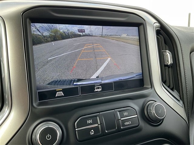 Thumbnail: 2022 Chevrolet Silverado 1500 - 21