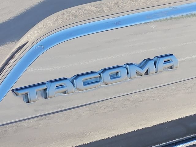 Thumbnail: 2024 Toyota Tacoma - 11