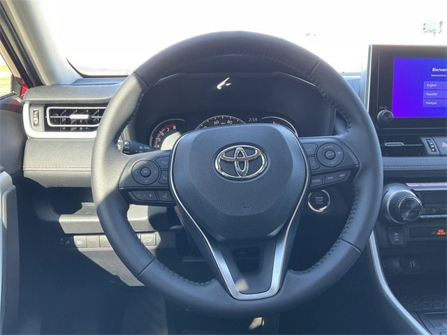Thumbnail: 2025 Toyota RAV4 - 21
