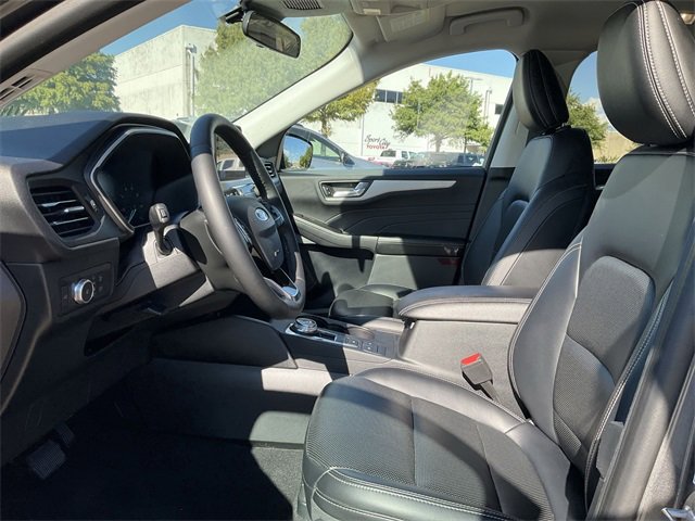 Thumbnail: 2021 Ford Escape - 13