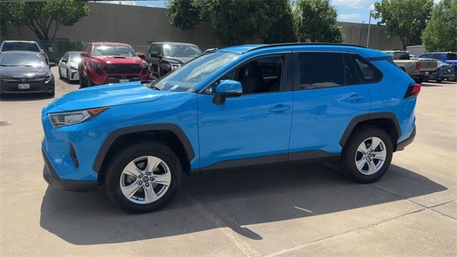 Thumbnail: 2021 Toyota RAV4 - 4
