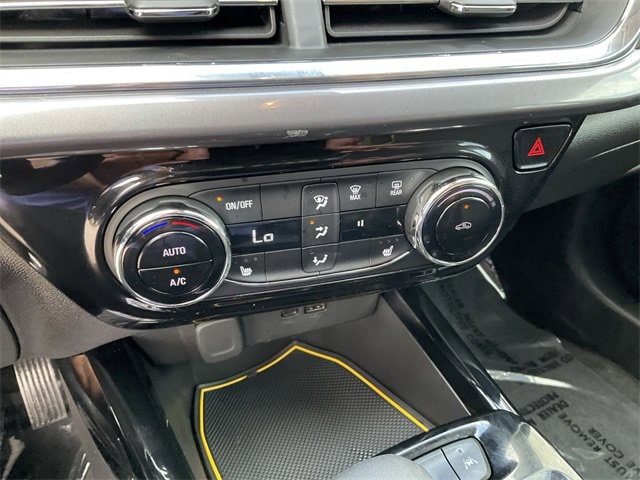 Thumbnail: 2025 Chevrolet Trax - 21