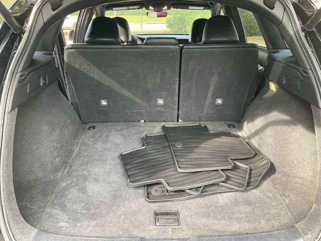 Thumbnail: 2023 INFINITI QX50 - 16